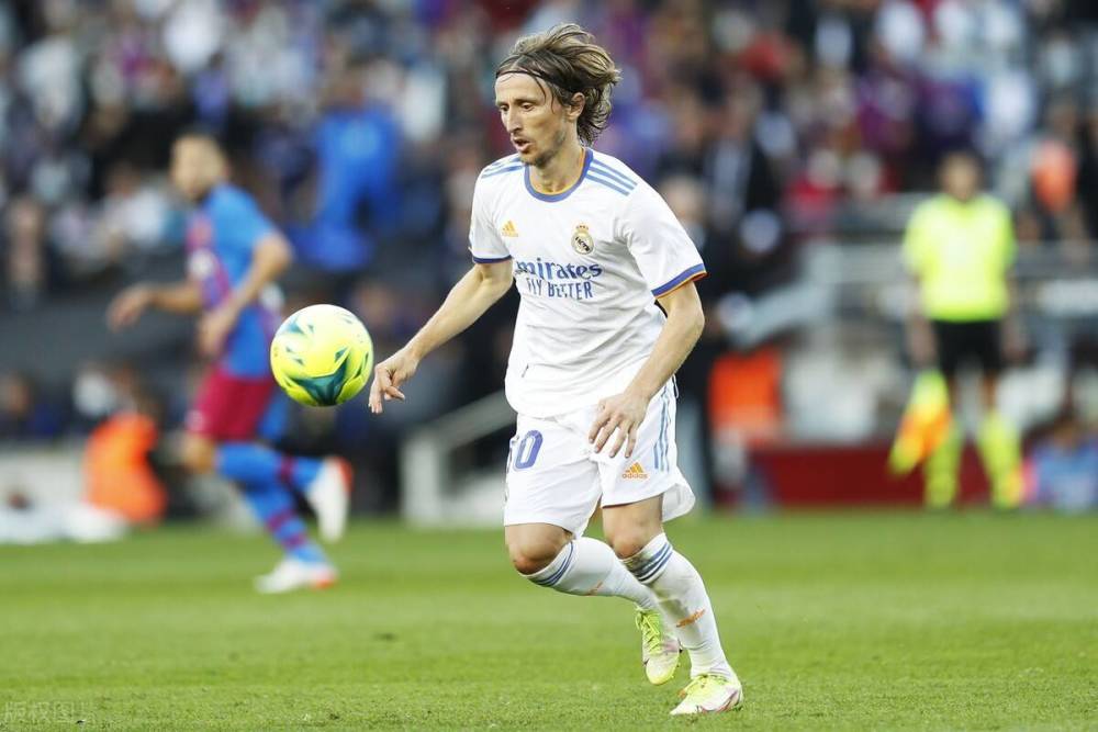 赌场防骗实战：警惕那些在赌场外主动搭讪并宣称有“稳赢路子”的托。（赌场防骗指南：当心赌场外主动搭讪、声称有“稳赢秘诀”的托儿）